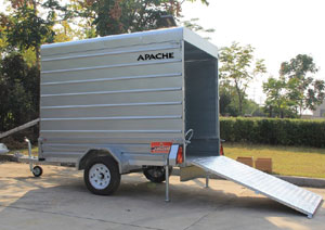 apache box van trailer ramp